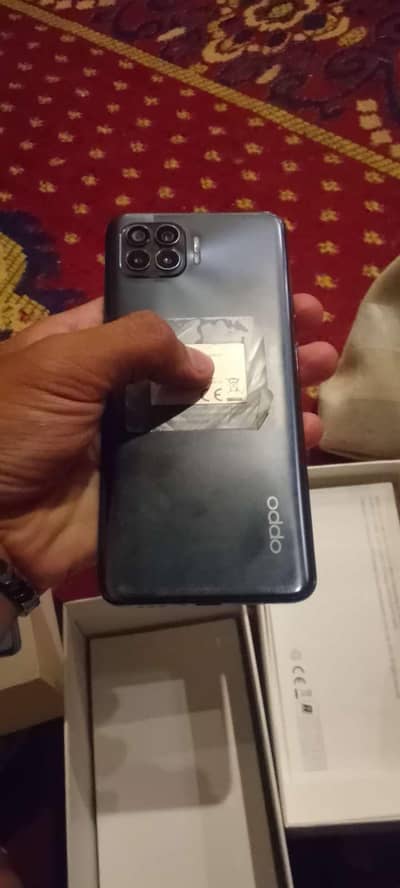 OPPO F17 Pro