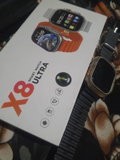 X8 Ultra 4G Smartwatch 10/10 condition hai