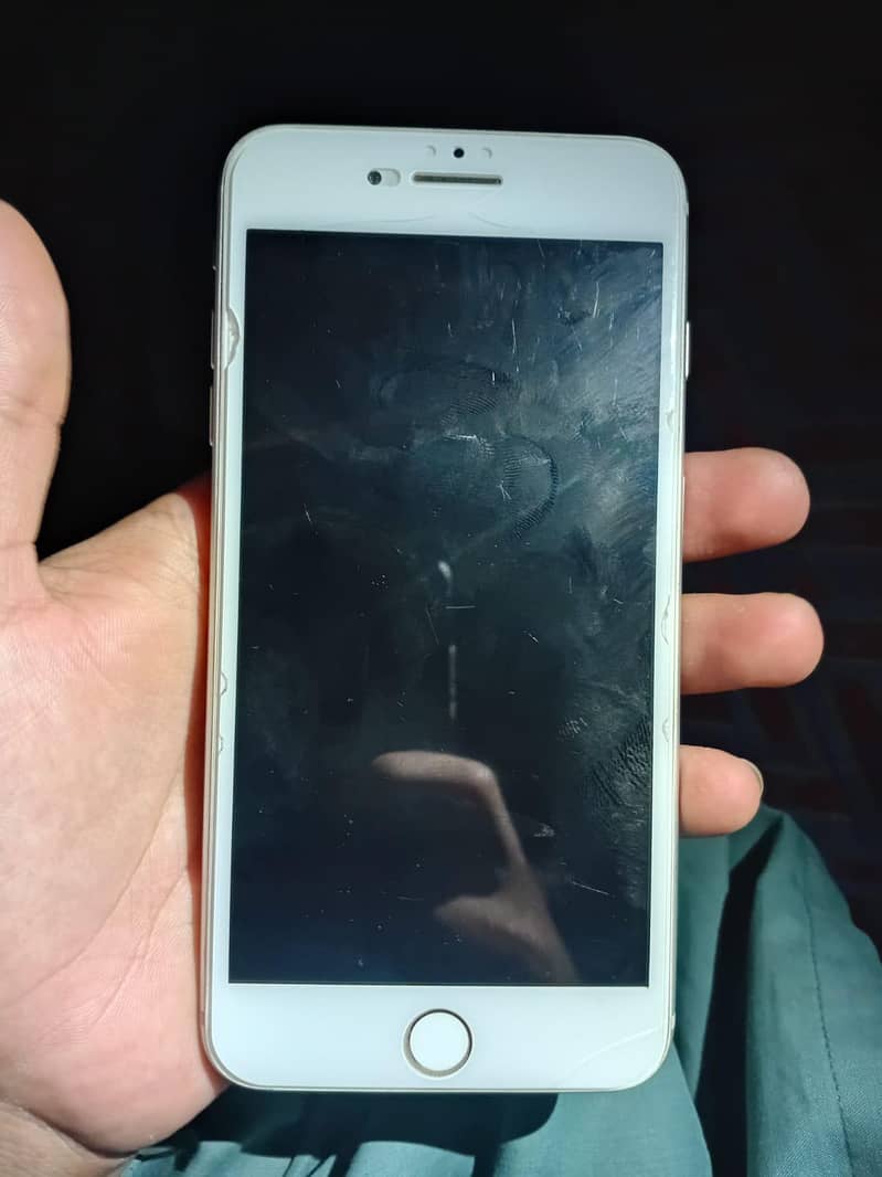 Apple iPhone 7 Plus 1