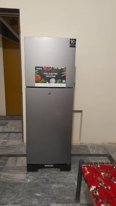 Haier Refrigerator HRF 276