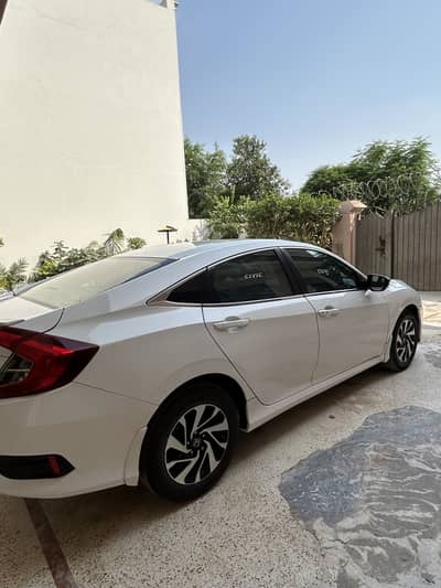 Honda Civic Oriel 2018