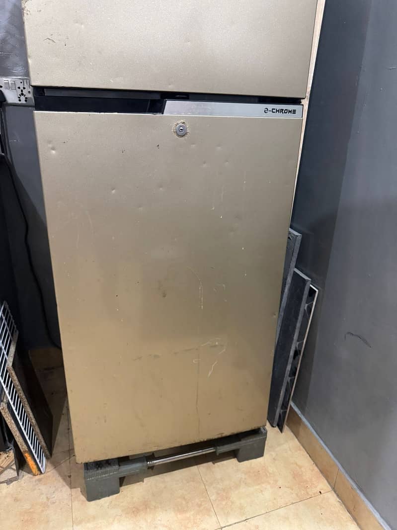 Dawlance fridge 7