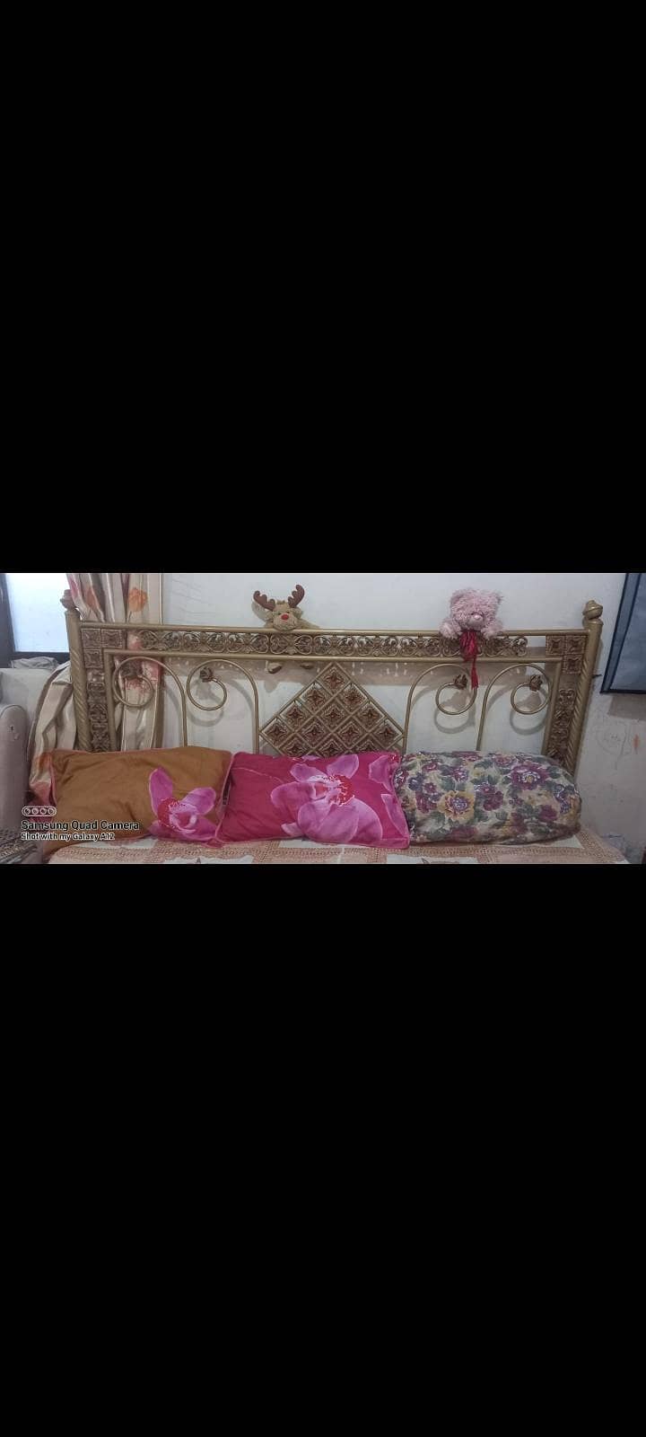 King bed 1
