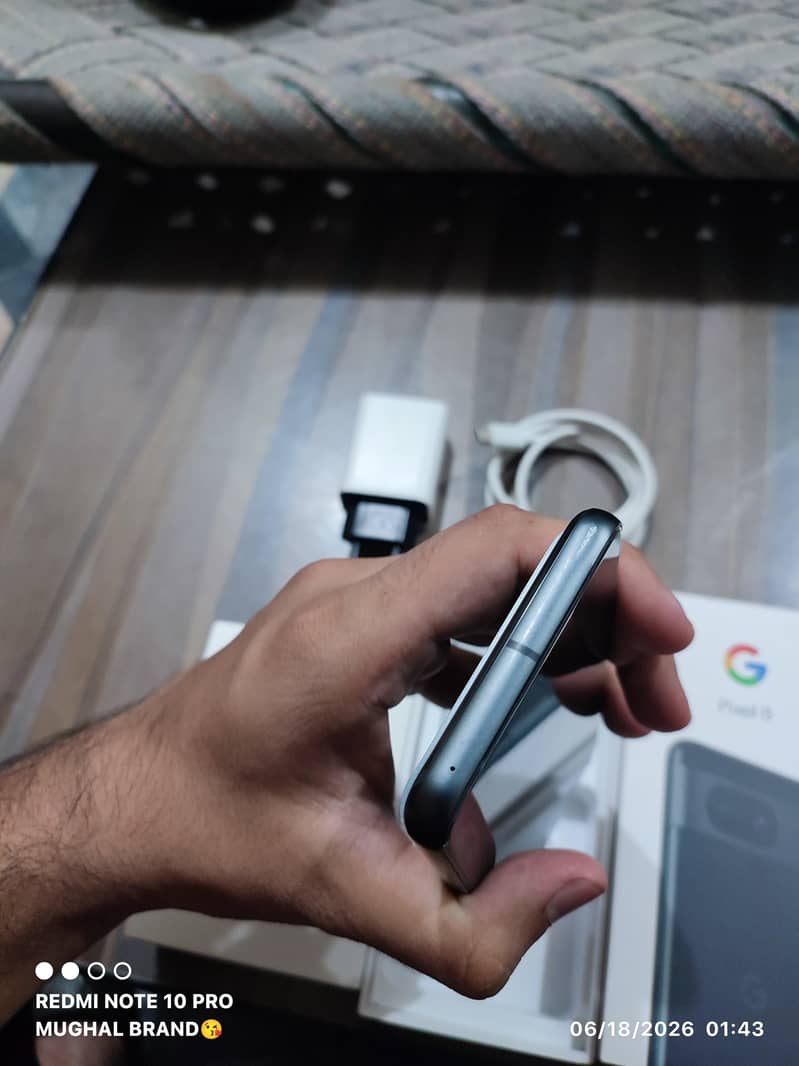 Google Pixel 8 5G ( Full Box ) 12