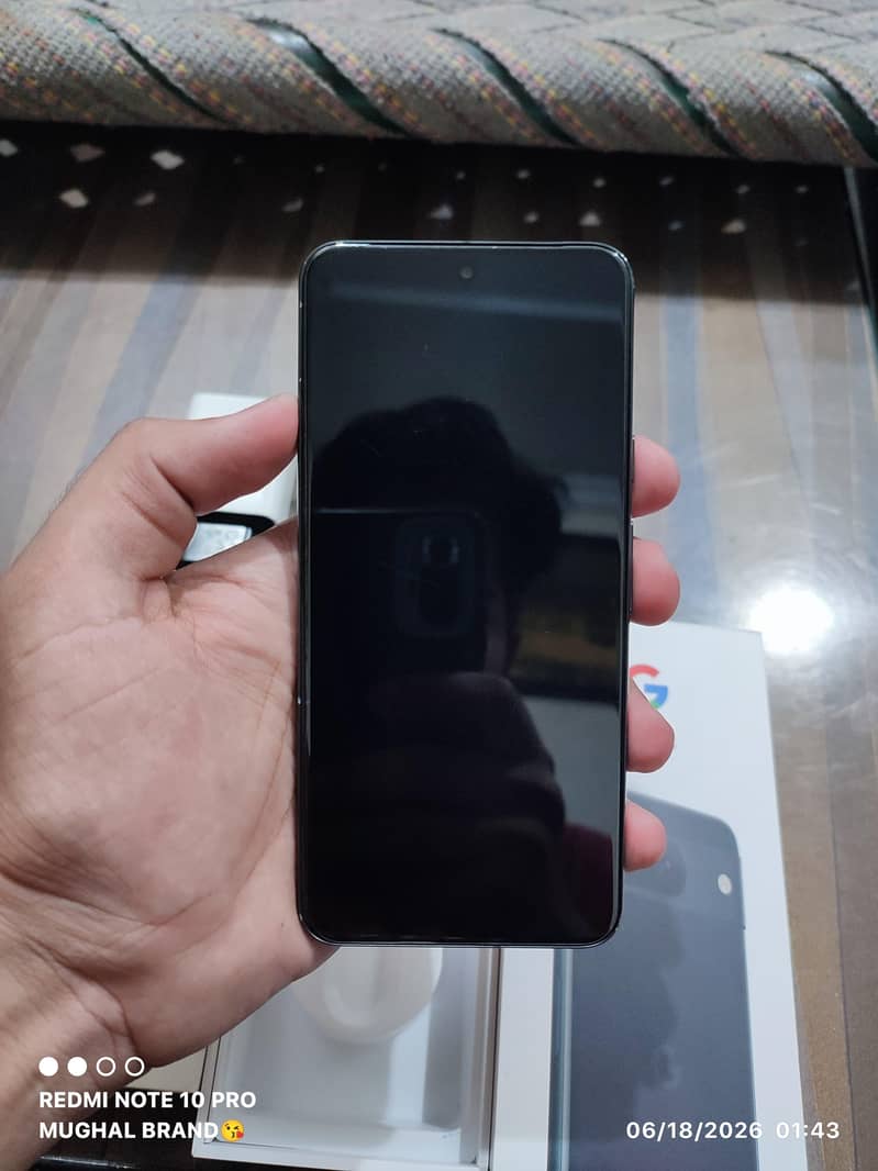 Google Pixel 8 5G ( Full Box ) 13