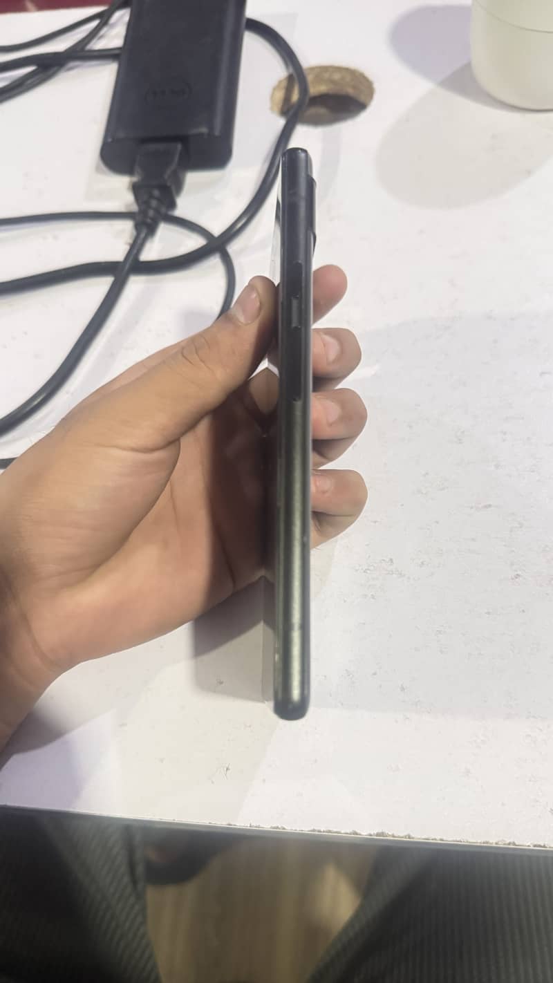 Google Pixel 6a 3
