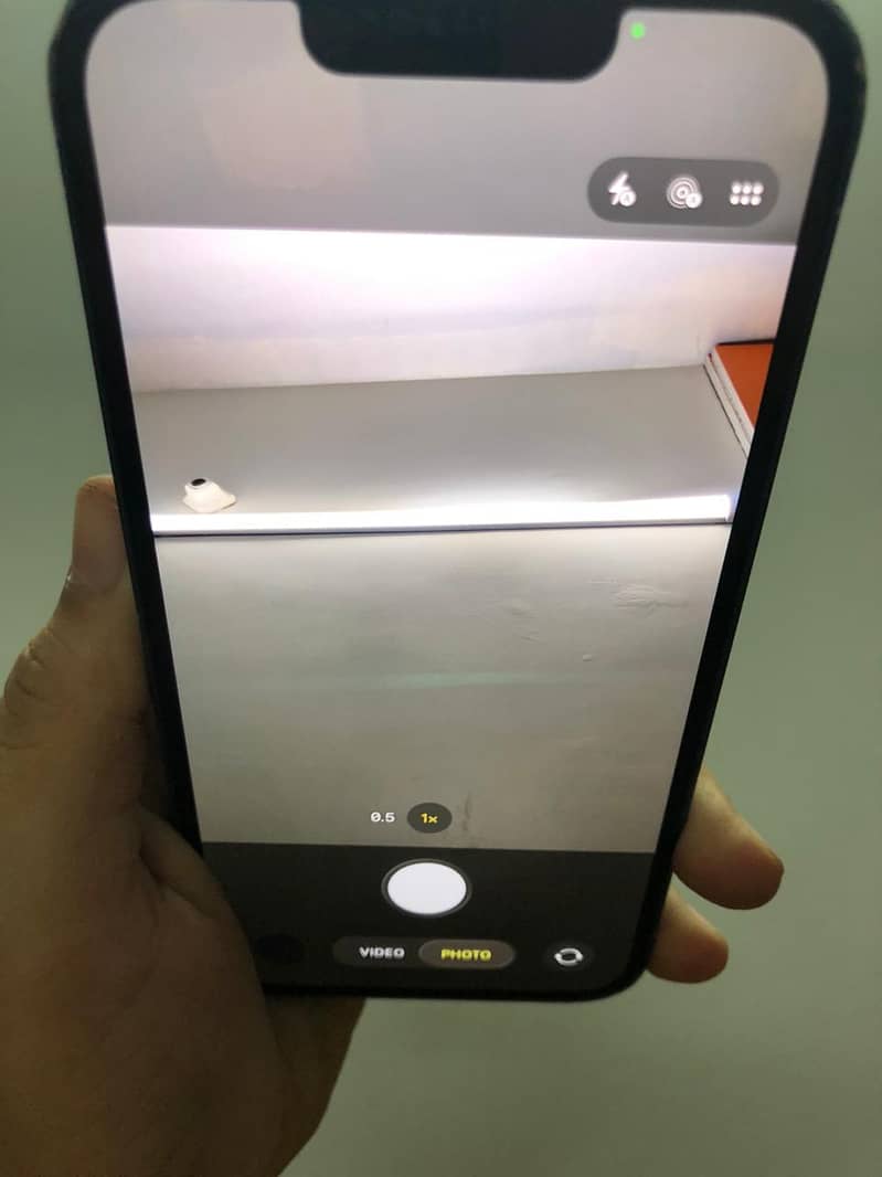 Apple iPhone 13 1