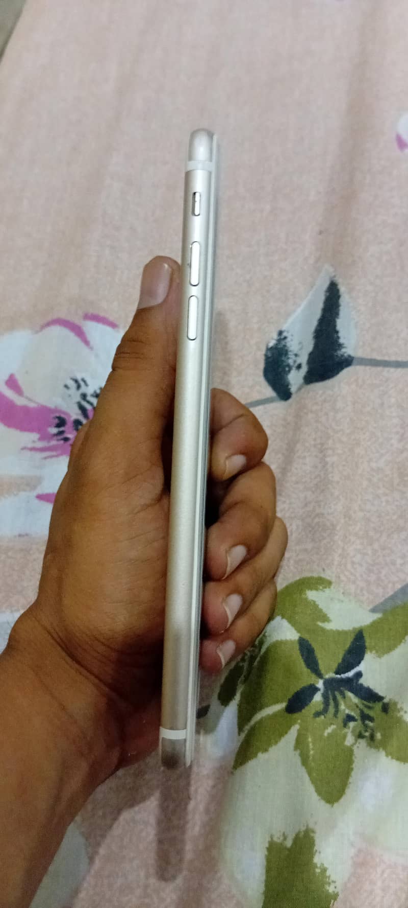 Apple iPhone 7 Plus 3