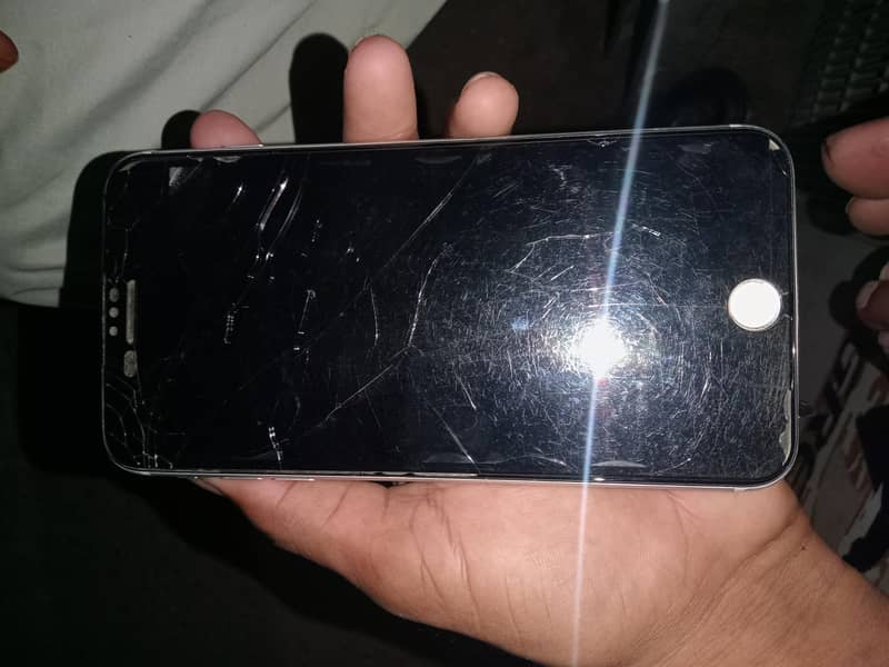 Apple iPhone 7 Plus 1