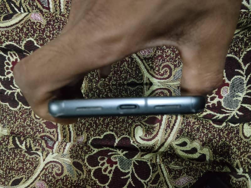 Google Pixel 8 Pro 2