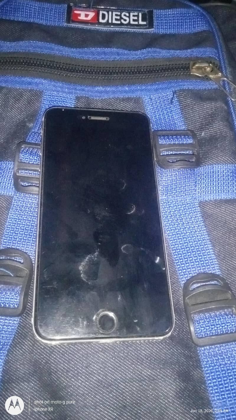 Apple iPhone 6 Plus 4
