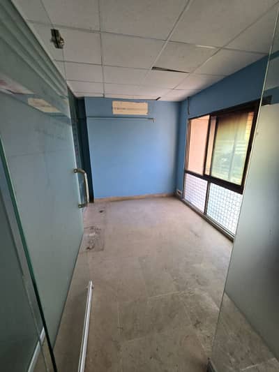Business Centre sami furnished office for rent 1200sqft in shahar e Faisal .