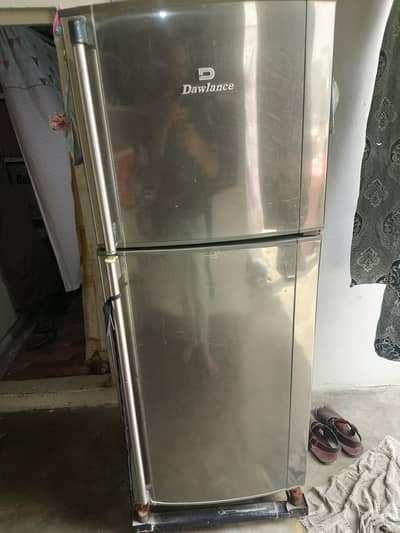 Dawlance fridge for sale