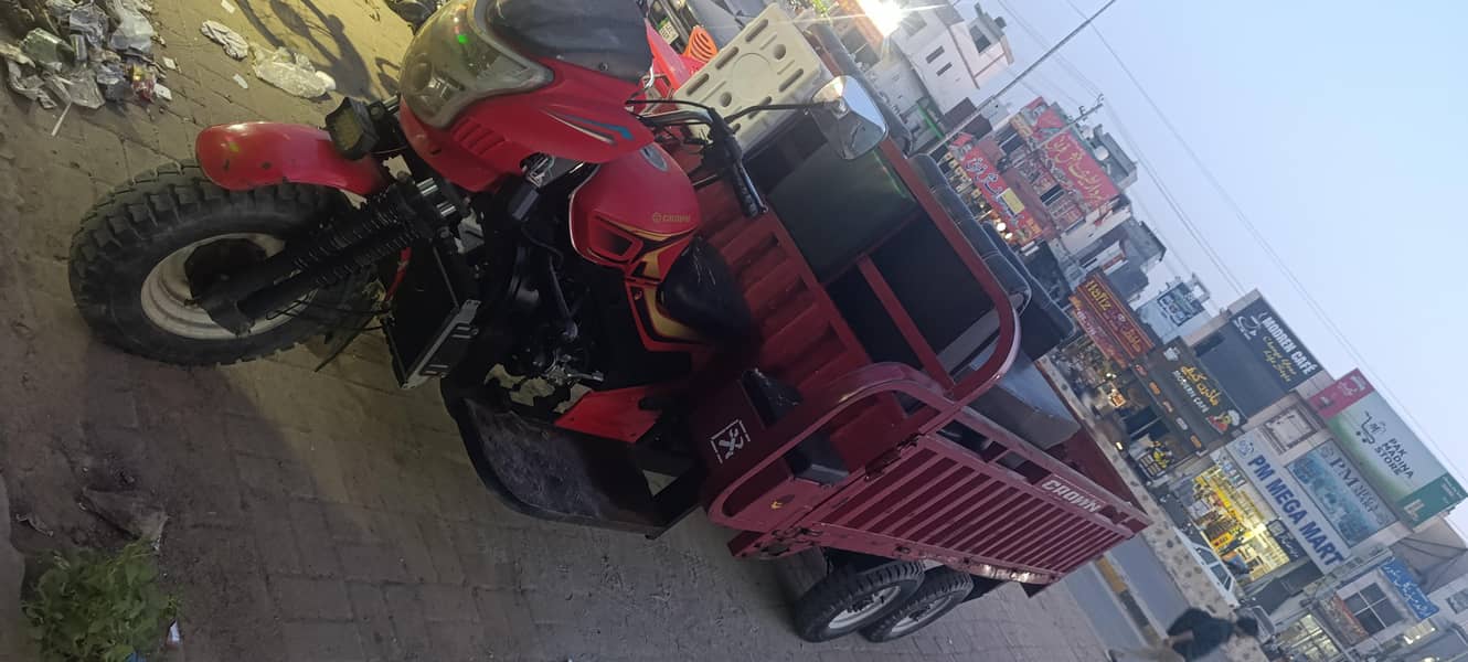 crown loader five wheel 1