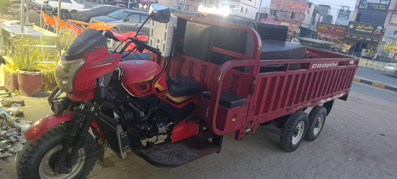 crown loader five wheel 3