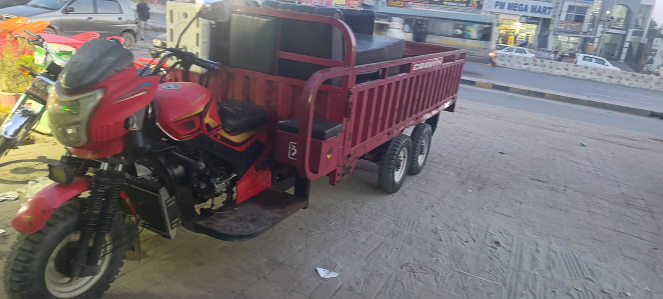 crown loader five wheel 4