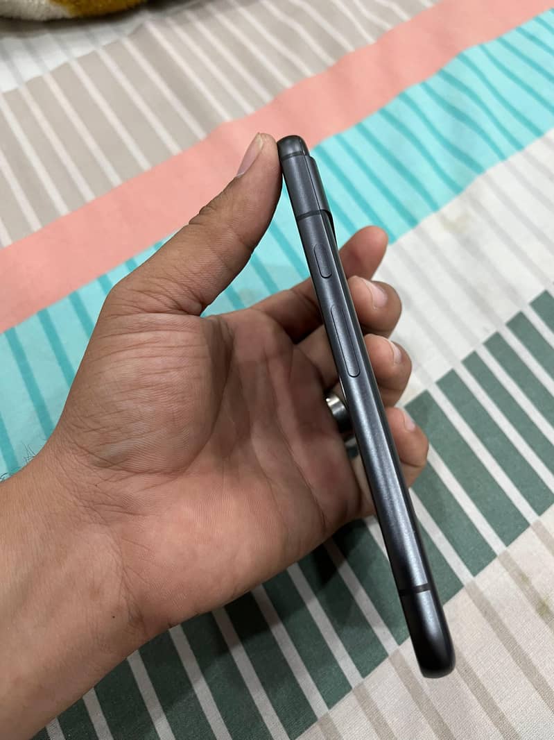 Google pixel 8a 3