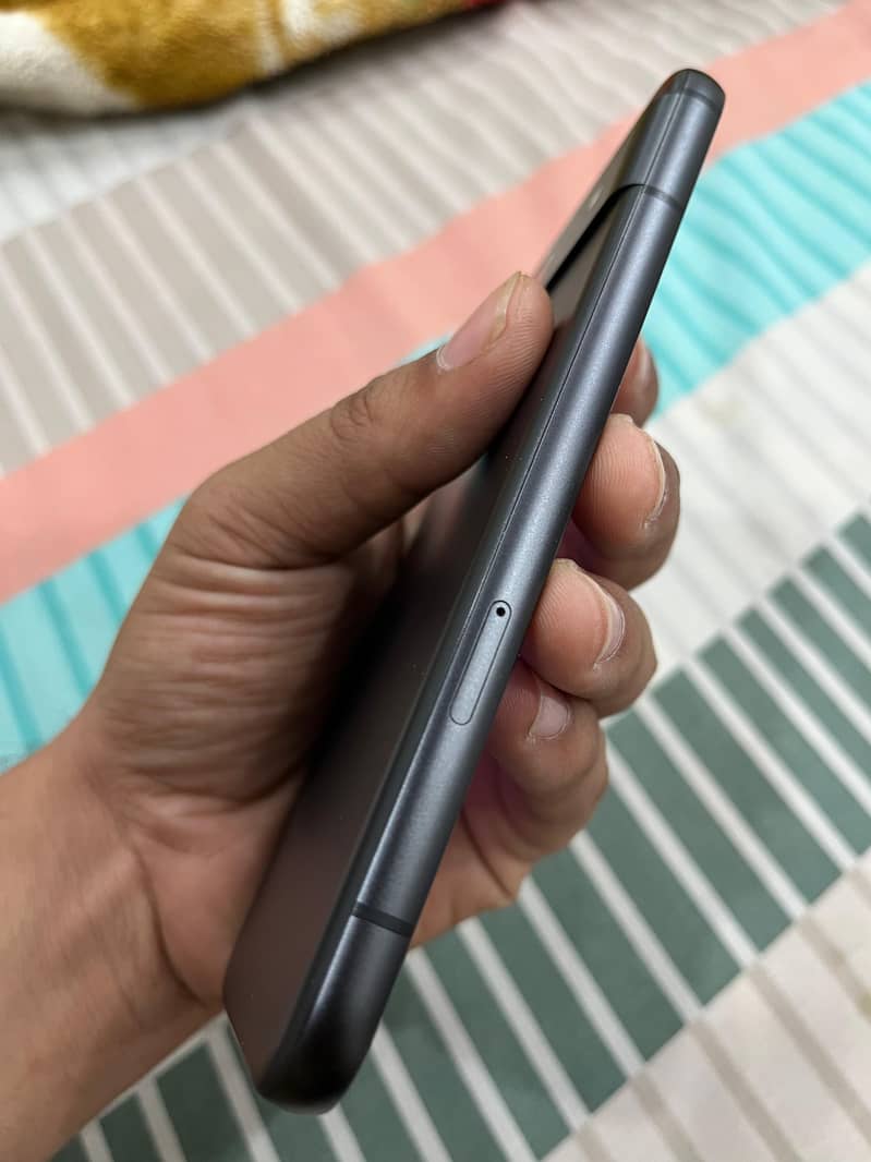 Google pixel 8a 5