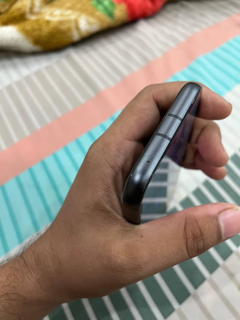 Google pixel 8a 6