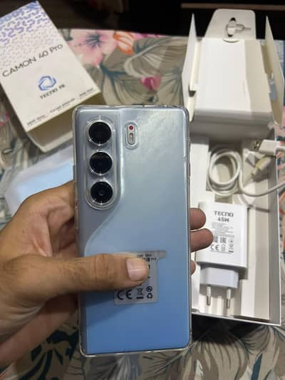 Tecno CAMON 40 Pro
