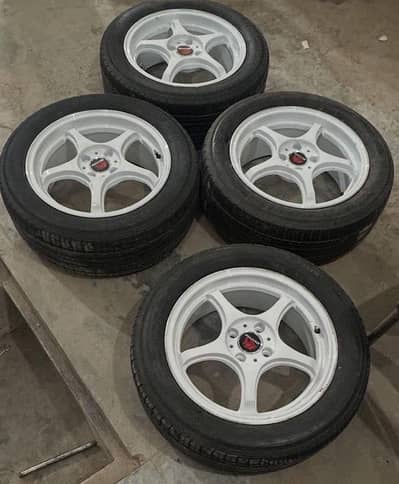 16 Inch 4*100 pcd 10/10 with tyres yokohama advanRim name 5zigen fn01r