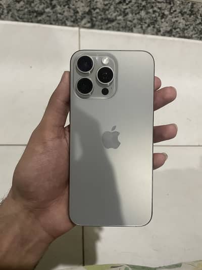 Apple iPhone 15 Pro Max