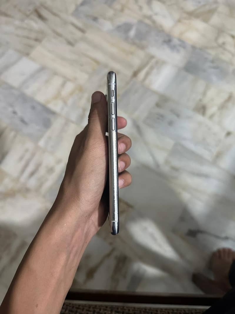 Apple iPhone X 8