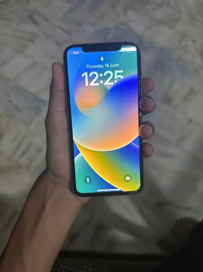 Apple iPhone X 13