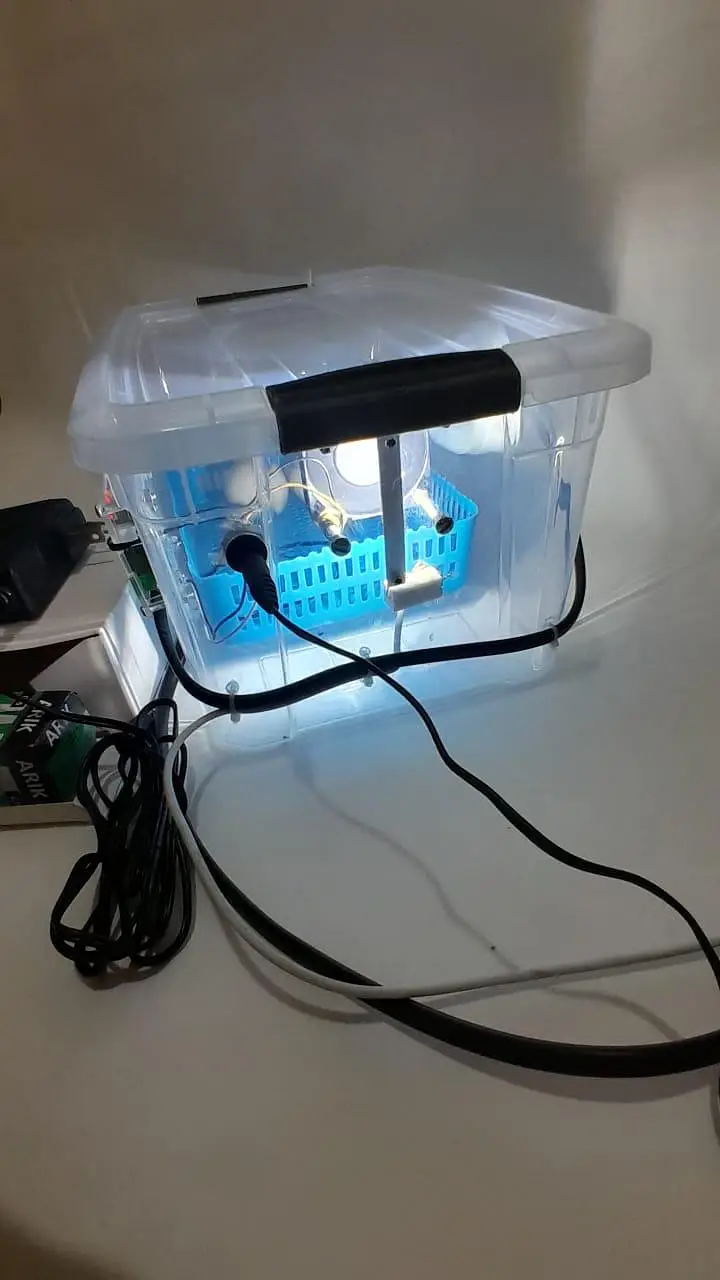 15 to 17 egg incubator 100% result garrentee 03024329933 — photo 10