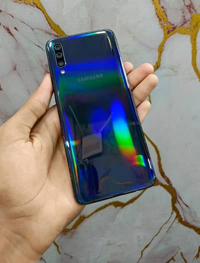 Samsung Mobile A70 8GB RAM 128GB MEMORY