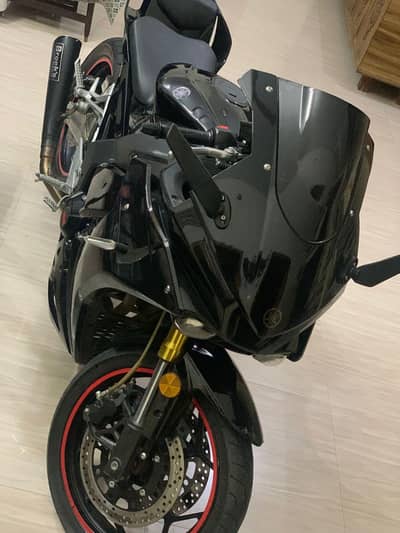 Yamaha r1m rep Dual cylinder heavy bike