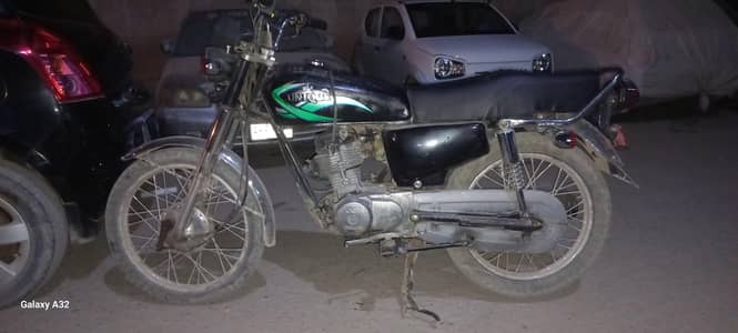 Unique 125 For sale
