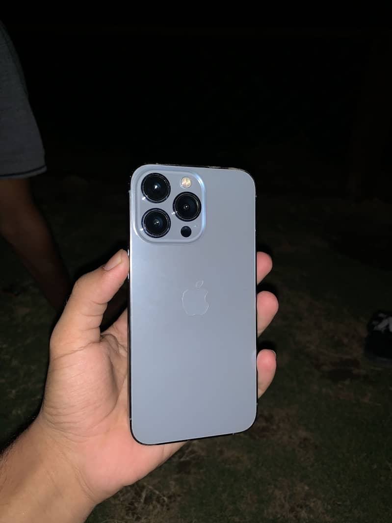 iPhone 3