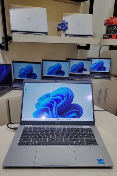 Dell latitude 5320 | core i5-11th Gen | 16GB RAM  | 256GB SSD | Touch