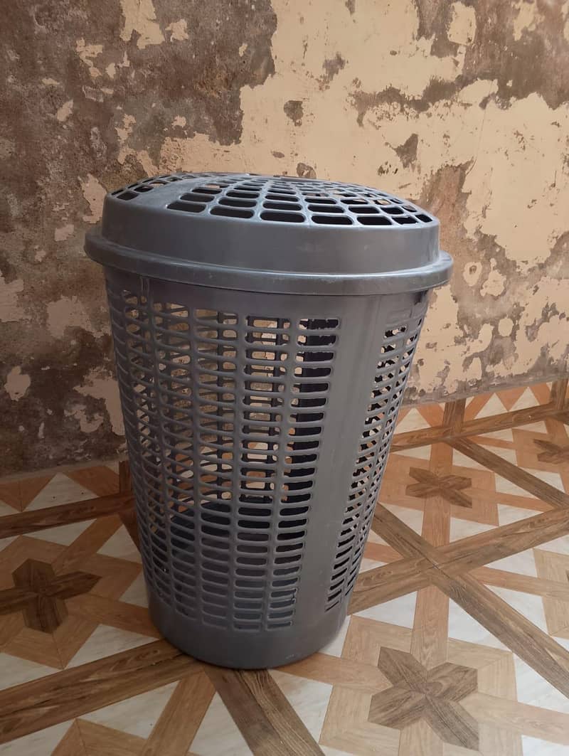 bath plastic backet & laundry basket 0