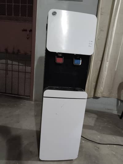 pel water dispenser