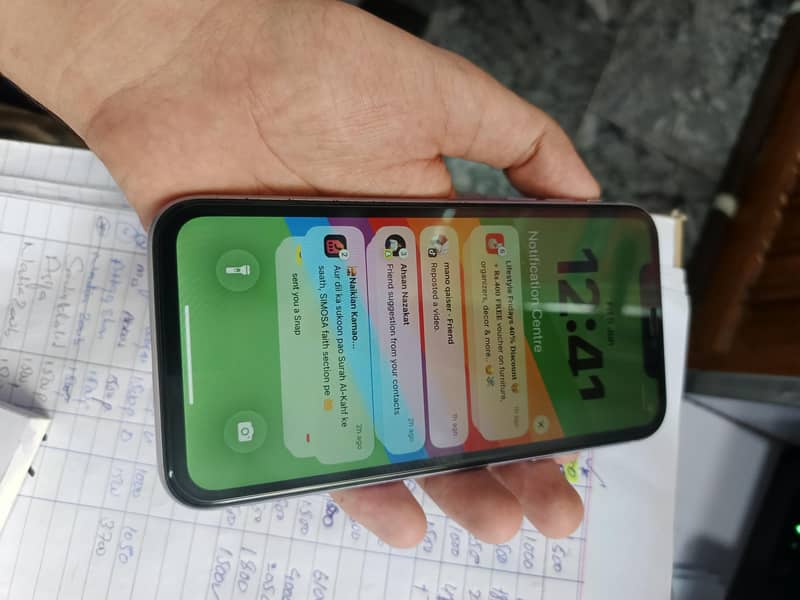 IPHONE 11 3