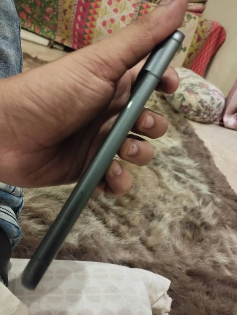 Google Pixel 8 2