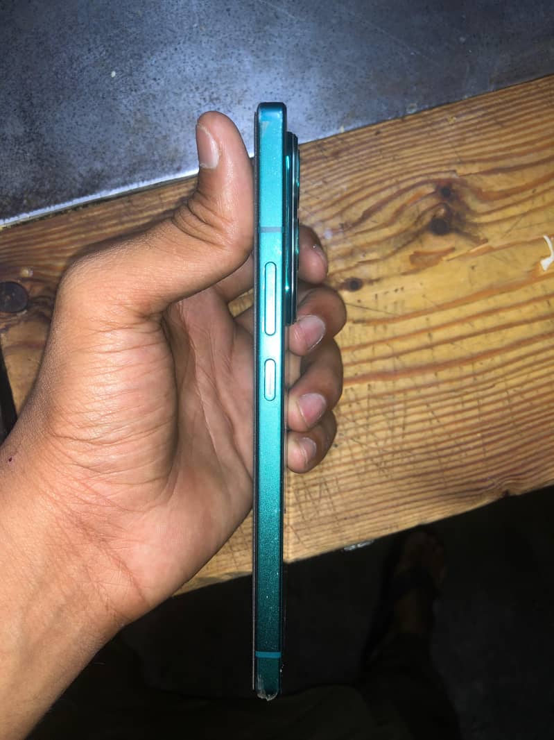 8/256 03160221480 1