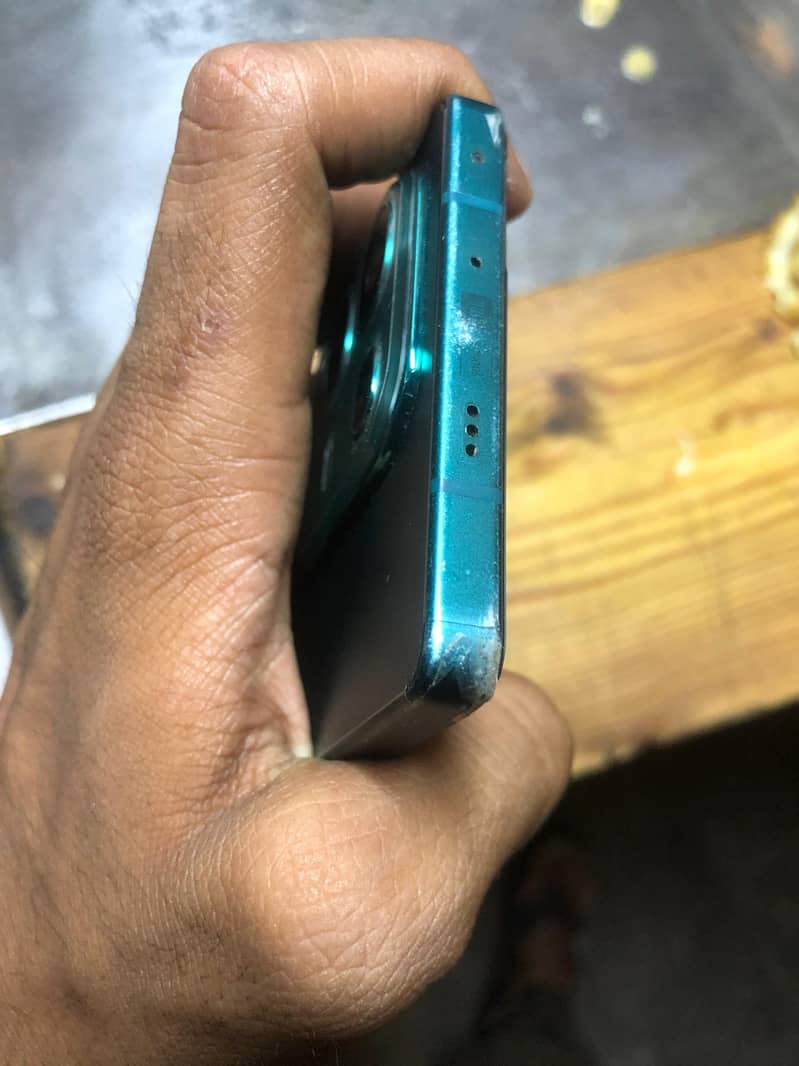 8/256 03160221480 3