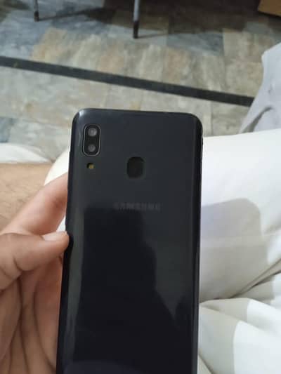 Samsung Mobile A30