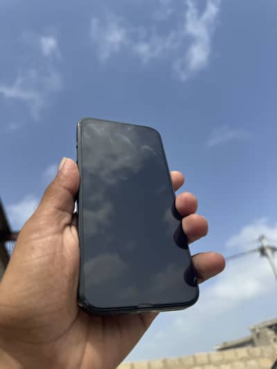 I phone 15 pro max 256gb jv