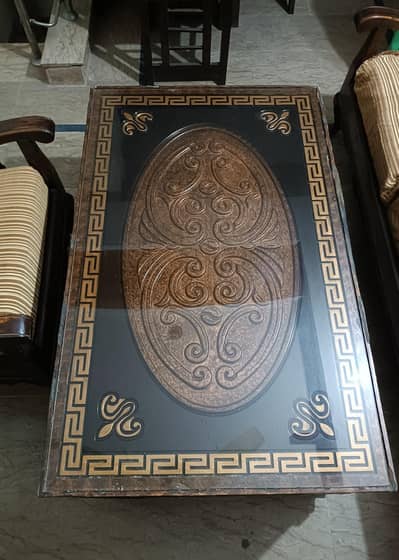 beautiful wooden center table set ( Versace design) with 2 side table.