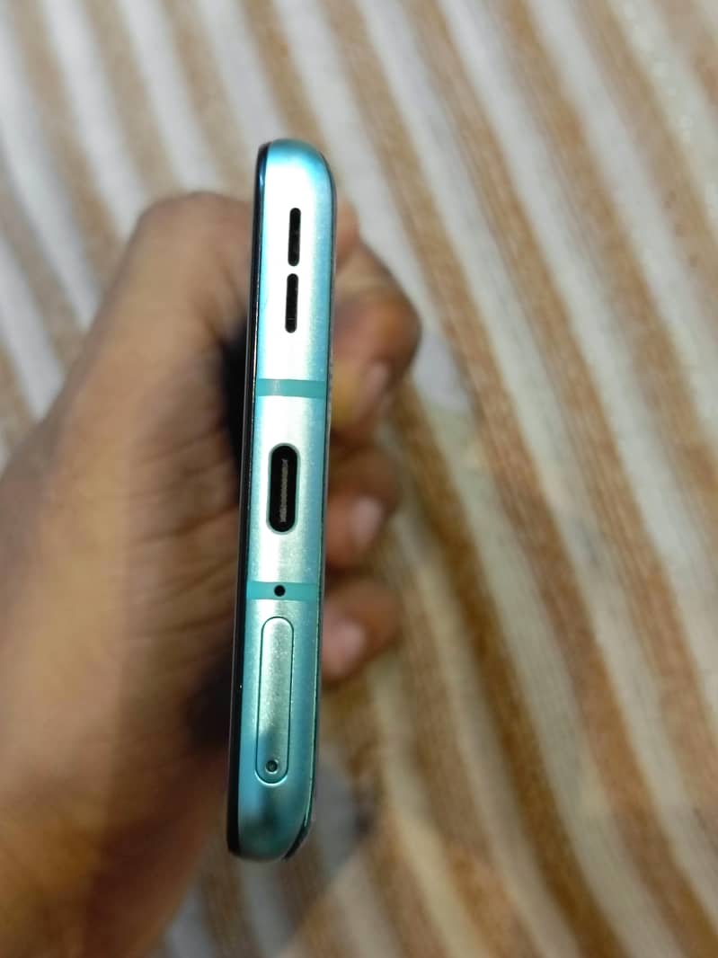 one plus 8T 0