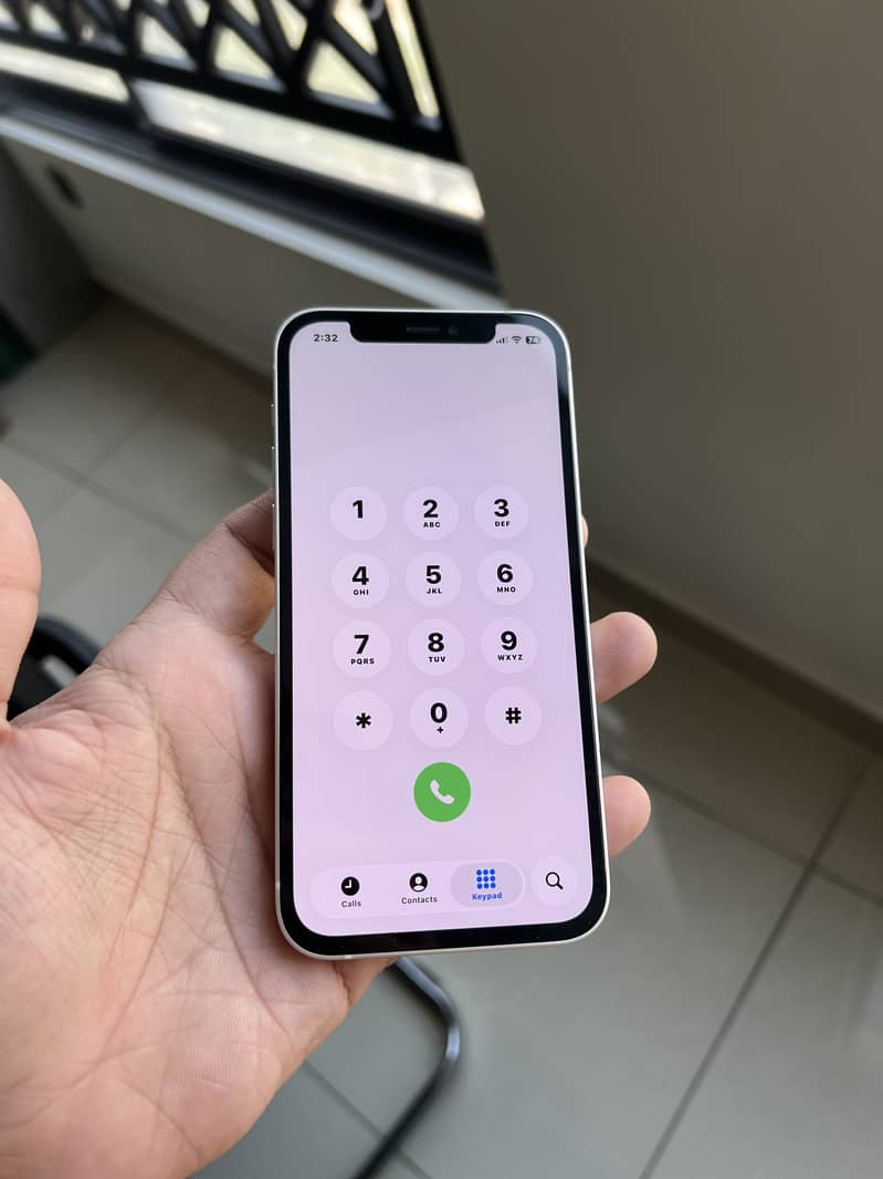 Apple iPhone 12 6