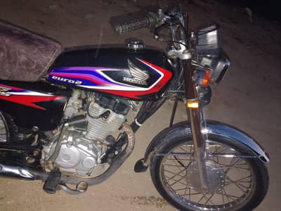 fresh 125 2017 model bilkul 10/9 condision paper all okk