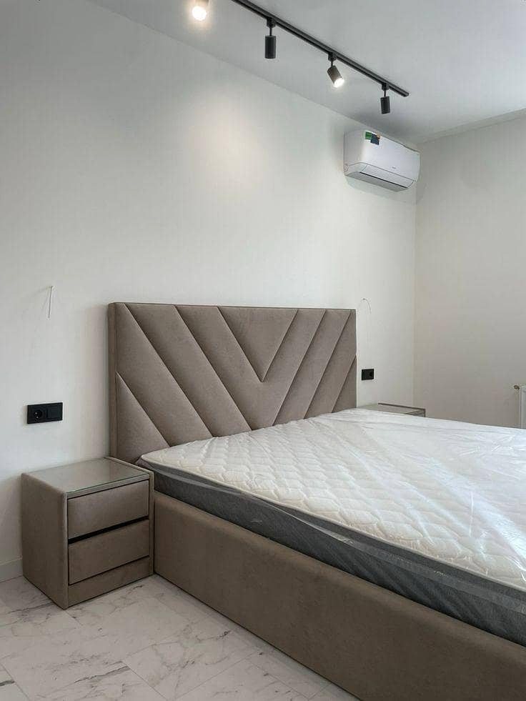 Bed with two side table 2