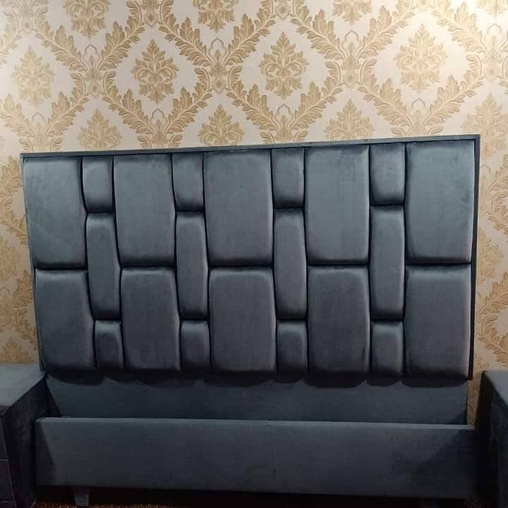 Bed with two side table 5