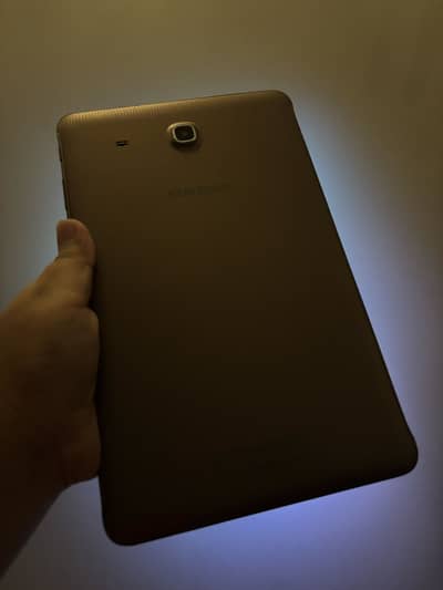Samsung Galaxy Tab E