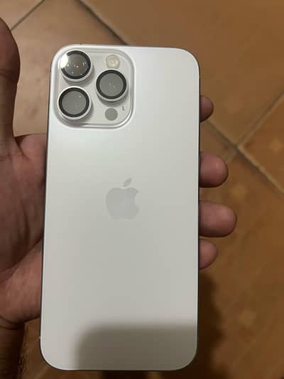 Apple iPhone 16 Pro Max